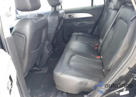 2014 Lincoln Mkx z USA, uszkodzony, nr VIN 2LMDJ6JK8EBL11649